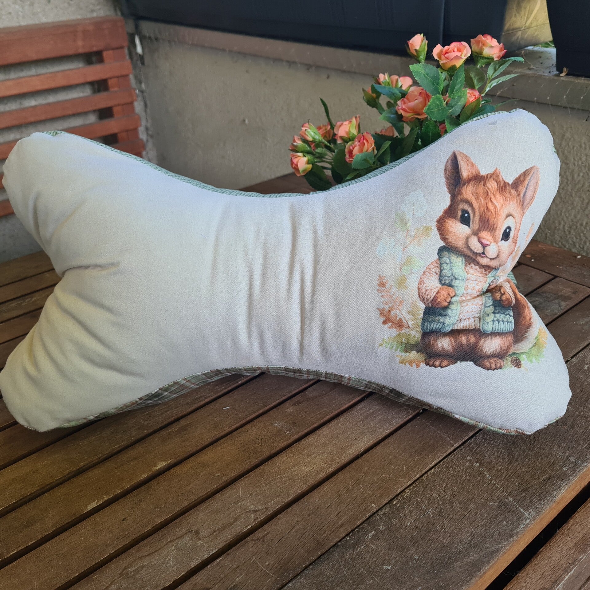 Leseknochen / Nackenkissen Eichhörnchen