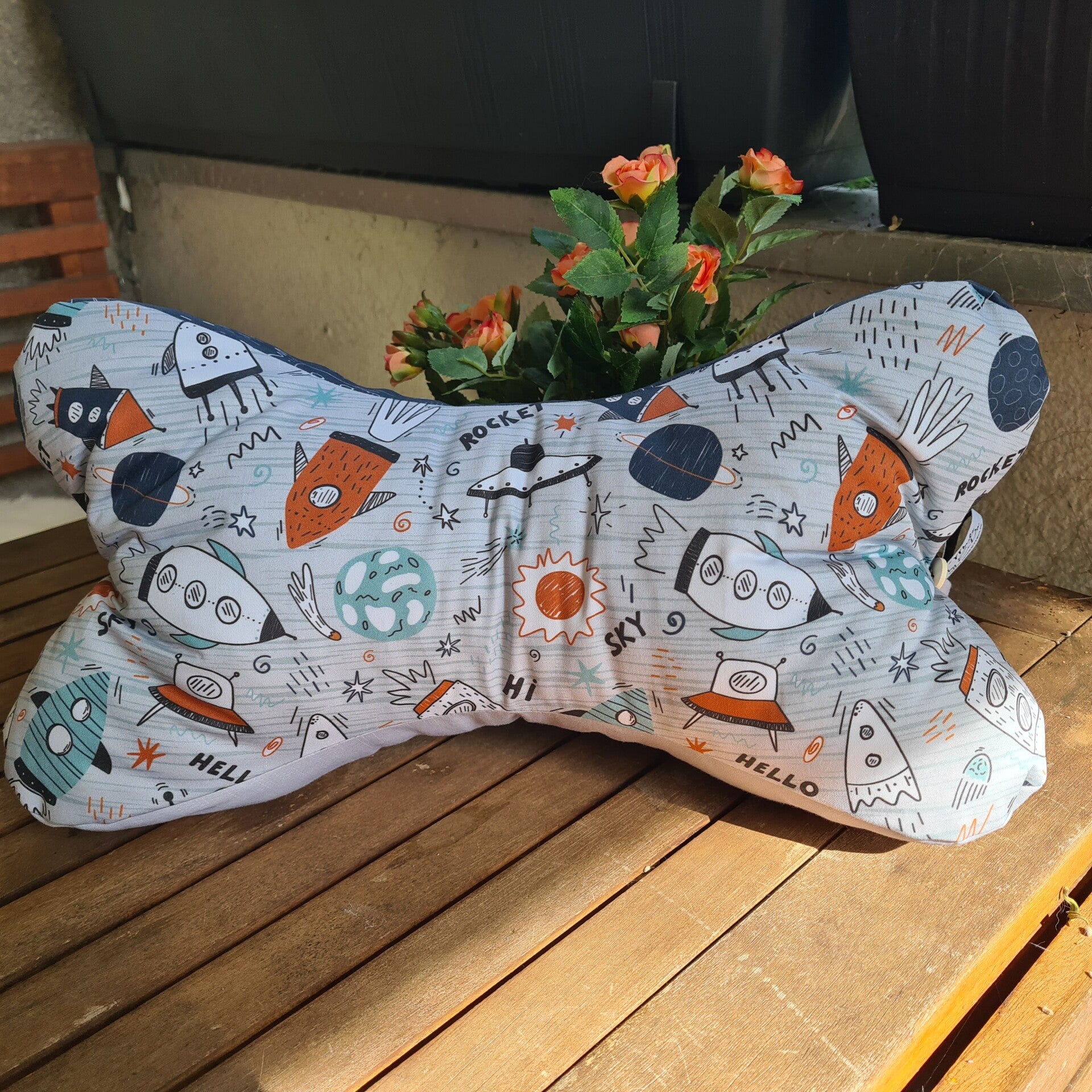 Leseknochen / Nackenkissen Rakete Weltall