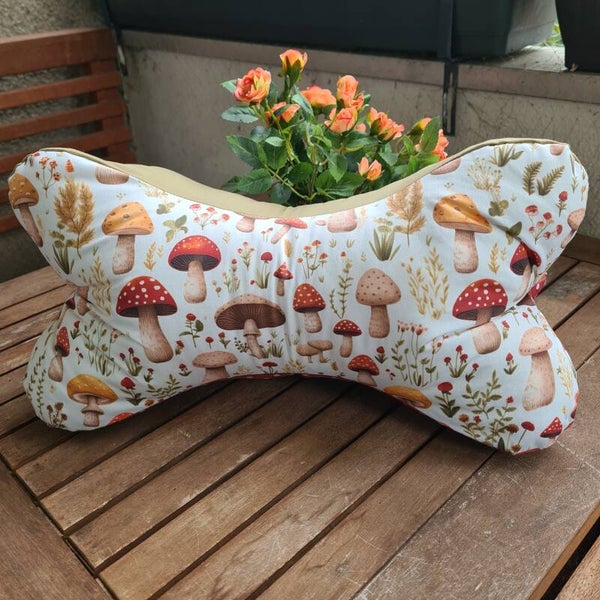 Leseknochen / Nackenkissen  Pilze