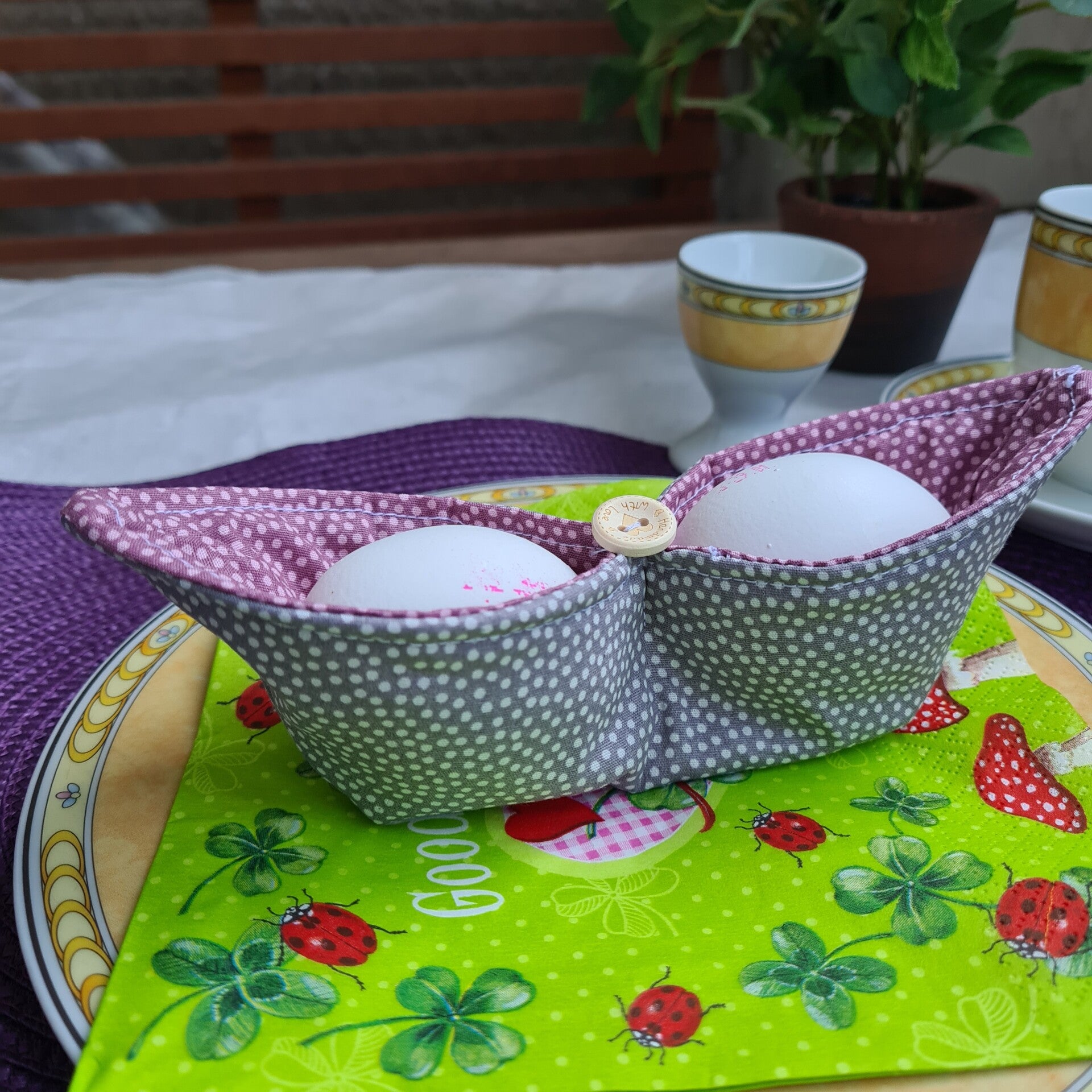 Handgefertigter Eierwärmer für 2 Eier – Stilvoll und Funktional für Ihr Frühstück!