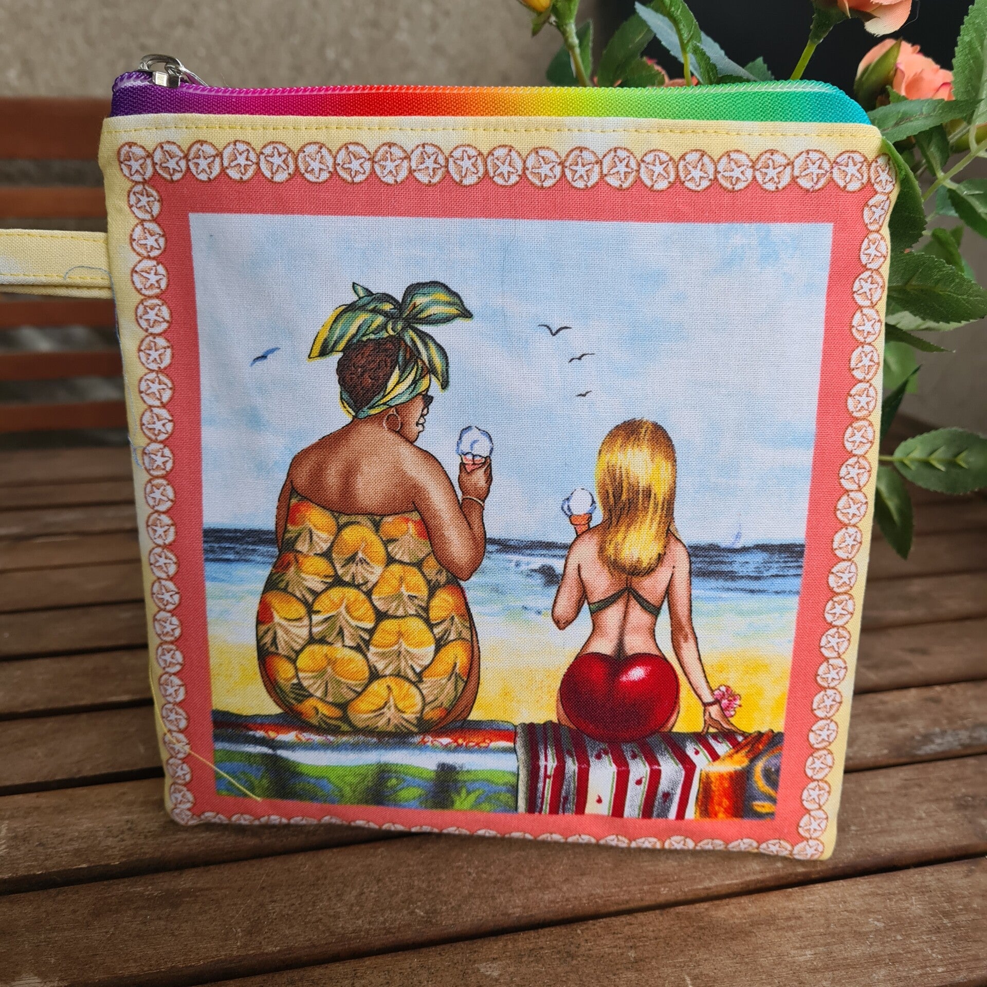 Kosmetiktasche „Freche Früchtchen“ – Bunt, frech & praktisch 16x19x6cm Baumwolle , innen wasserabweisend