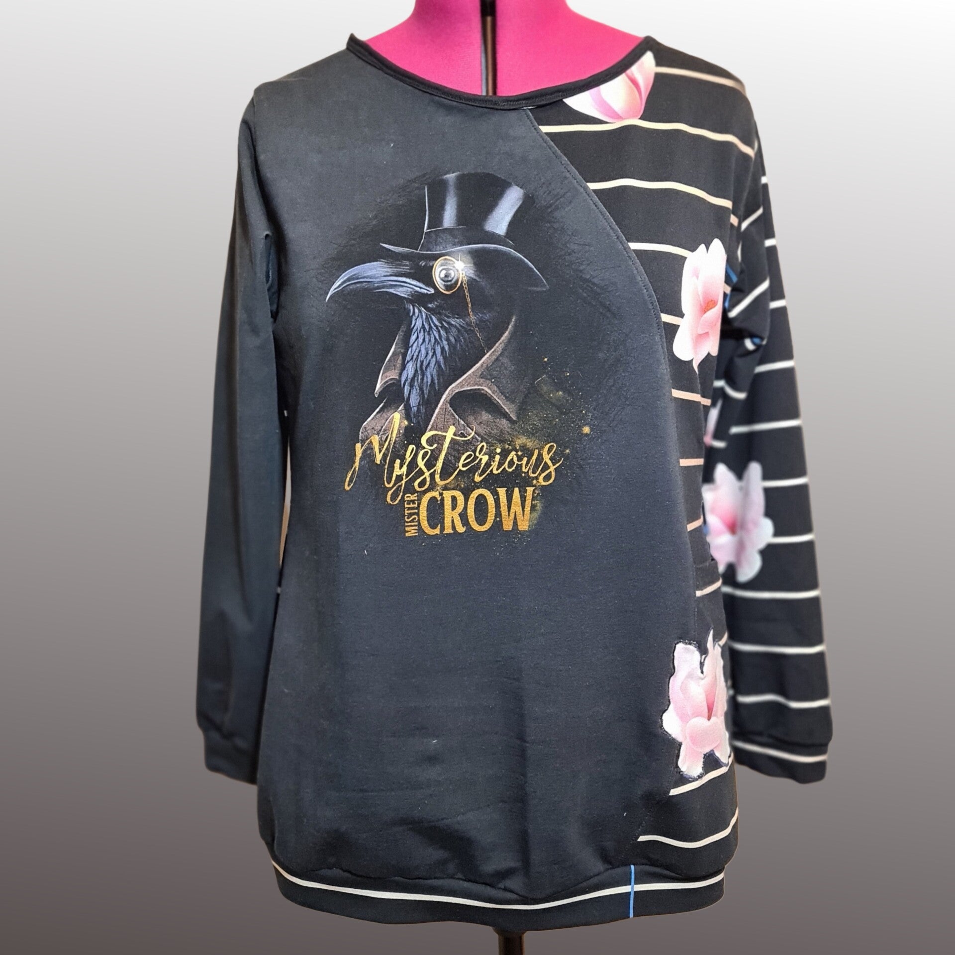 Danenpullover Hoodie Gr 44 "Mysterious Crow""