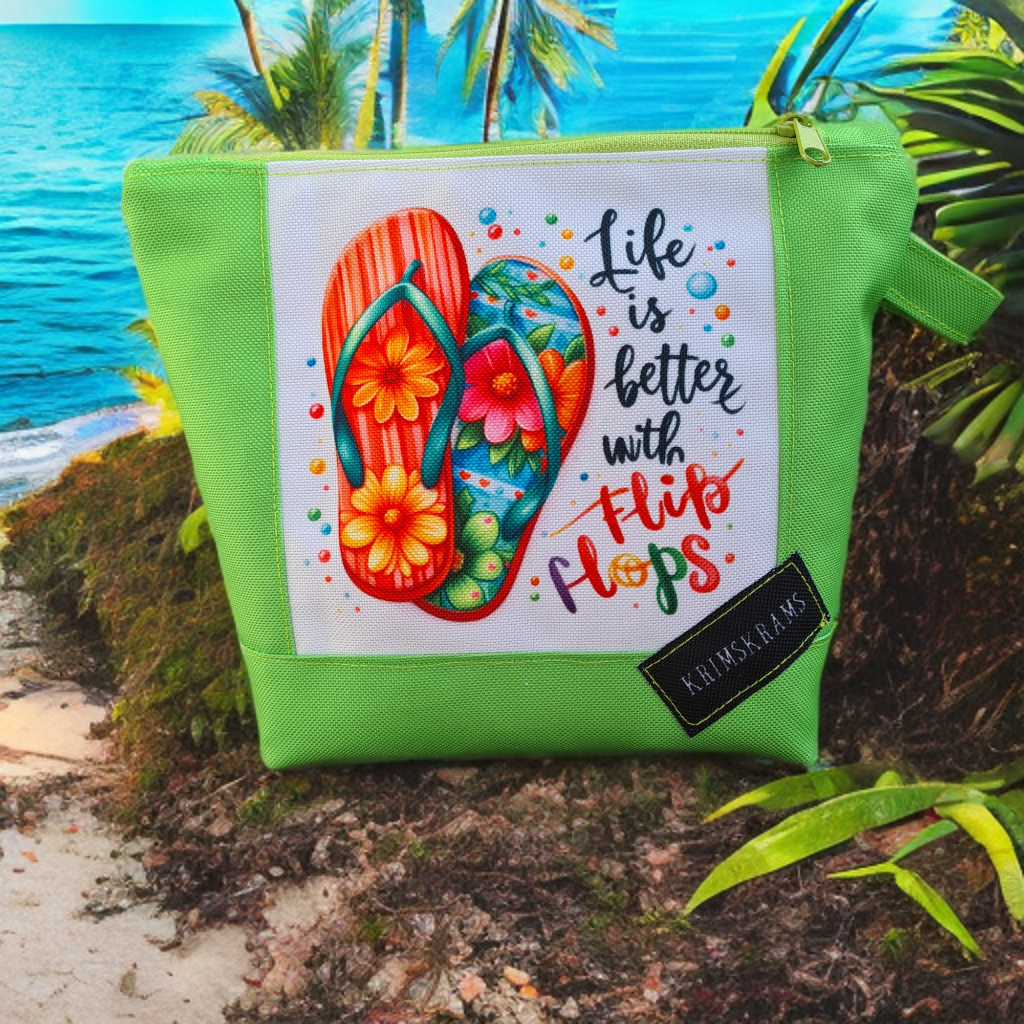 Kosmetiktasche „Flip Flops“ – wasserabweisend & sommerlich
