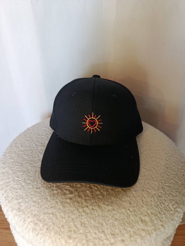 Casquette brodée soleil