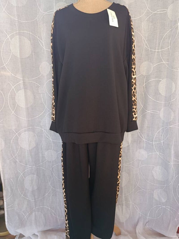 Ensemble façon jogging léopard
