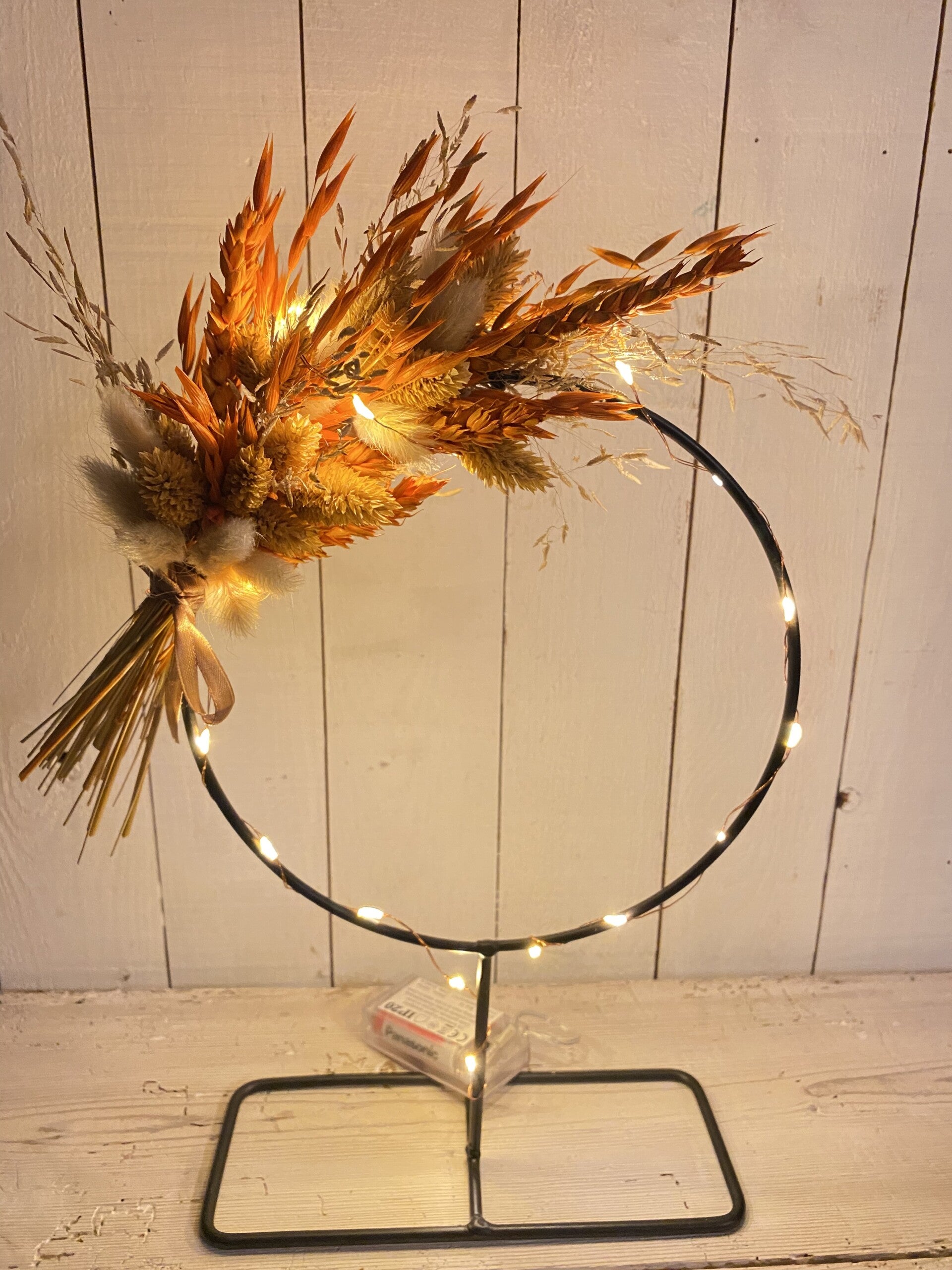 Flowerhoop op voet oranje