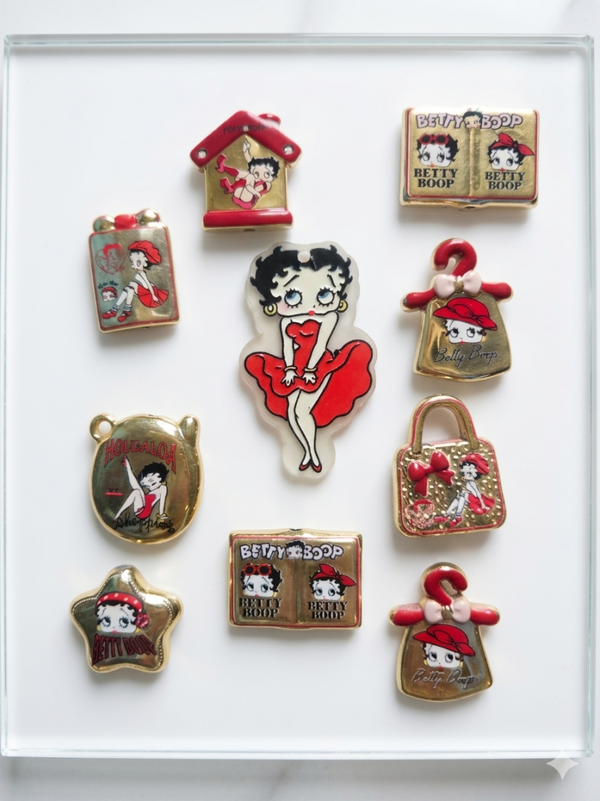 Irregular beads set betty boop