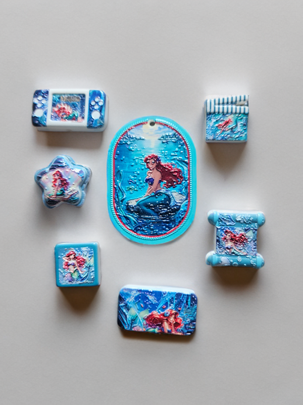 Irregular beads set little mermaid