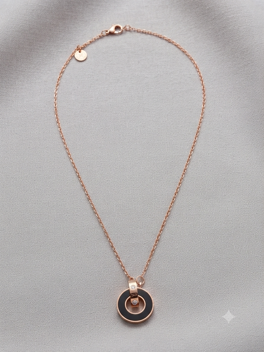 Necklace rings rise gold
