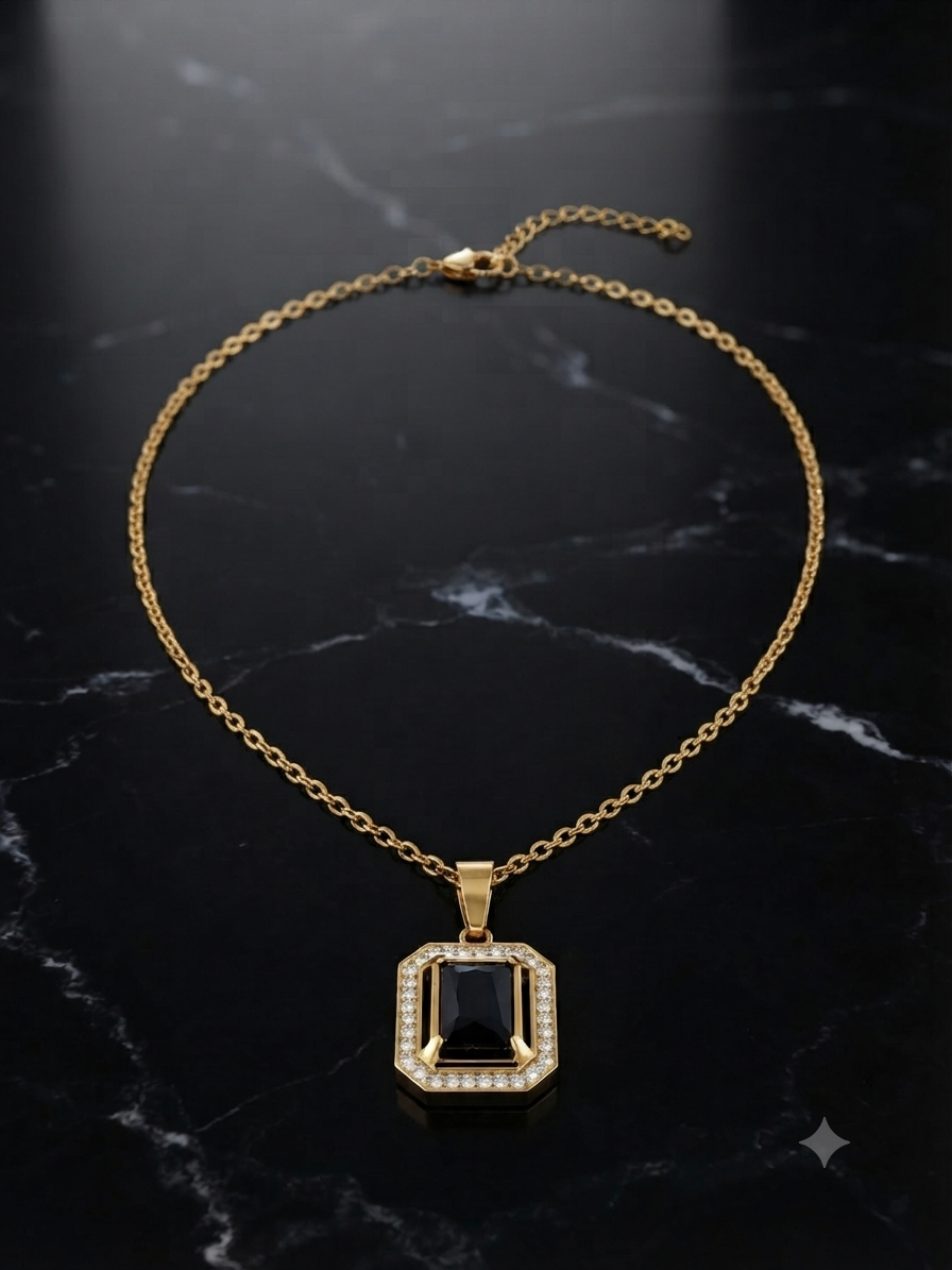 Necklace black chic gold