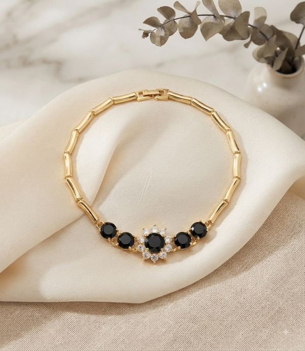 Bracelet dark flowers