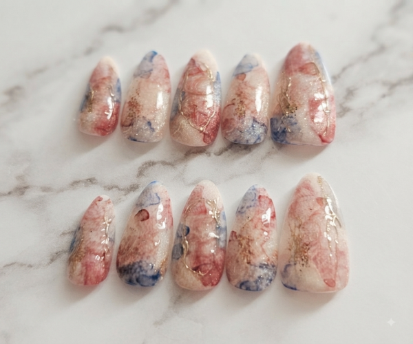 Press on nails Enigma