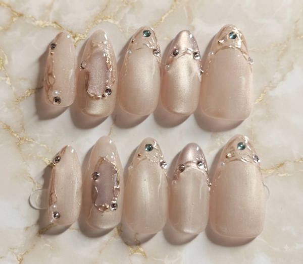 Press on nails nude fluff