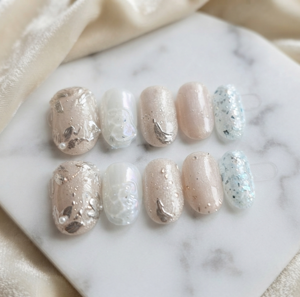 Press on nails Jasmine