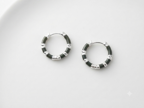 Earrings small hoops