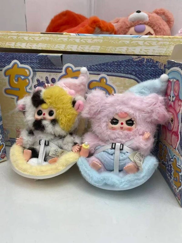 Baby Three Vehicle Mounted baby blind box.
