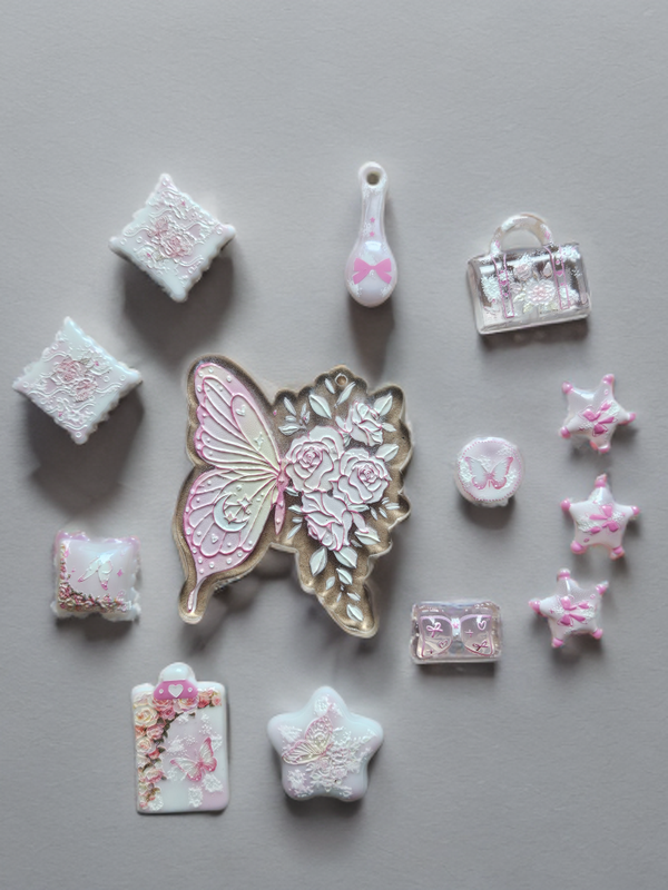 Irregular beads set pink butterfly