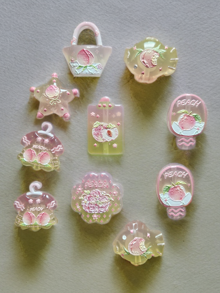 Irregular beads set peach