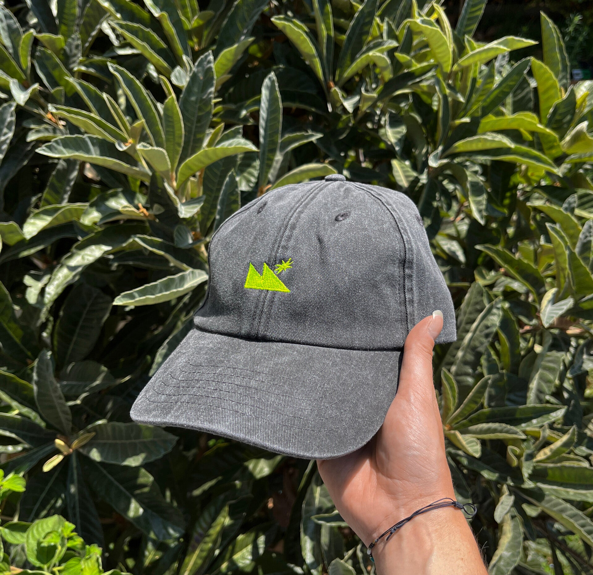 CASQUETTE BRODÉE MIDI 2026