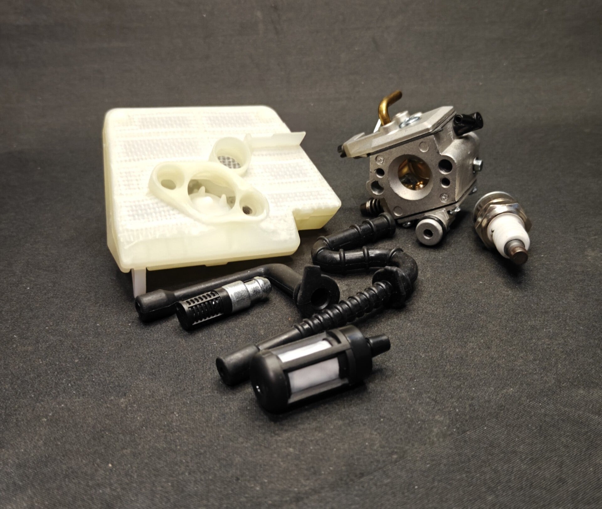 Stihl Kaasutin + huolto-osat 024 | MS240 | 026 | MS260 | MS260C