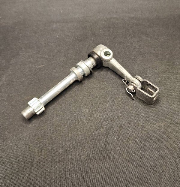 Suzuki PV S1 S R Kytkimen vipu + akseli