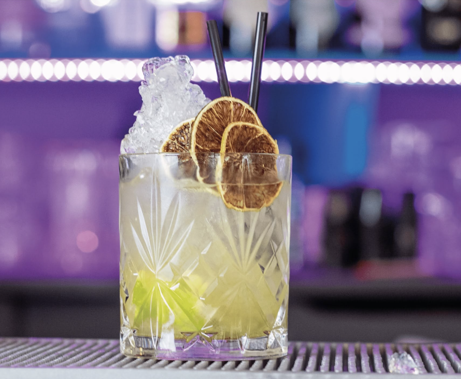 Cocktail Piña Familía, piña colada revisitée au rhum brun - création W&Co Business Coaching