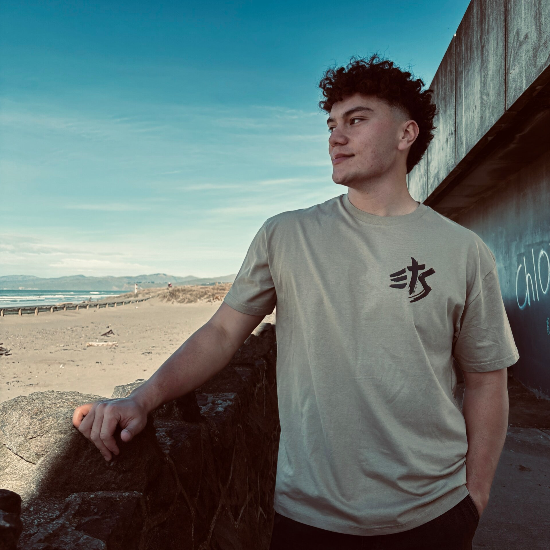 THE SOURCE | Tee Men