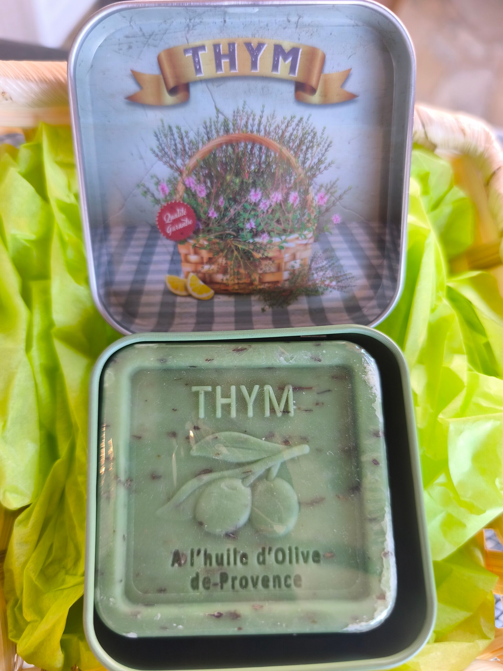 Savon exfoliant Thym, Boîte métal