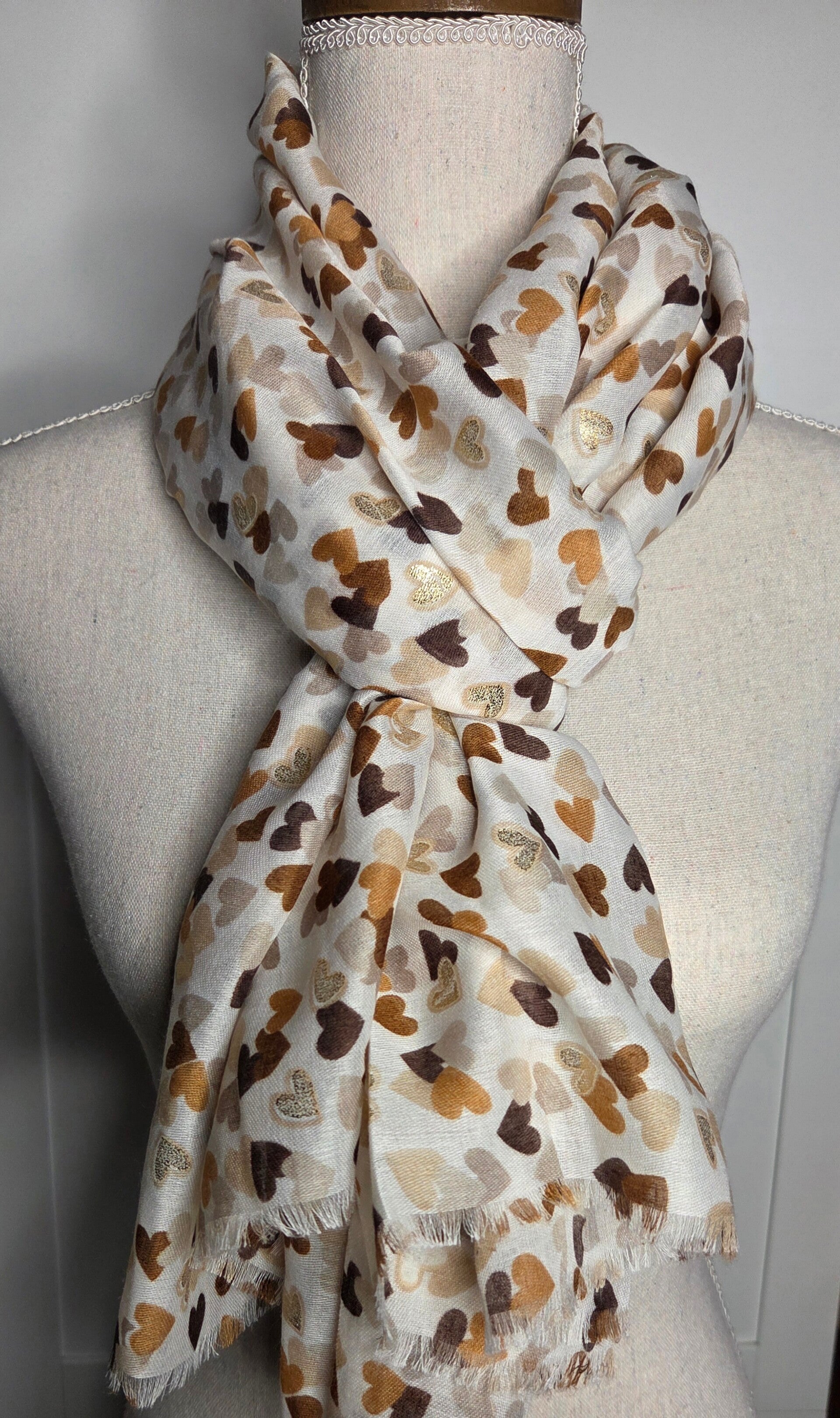 Foulard coeur marron
