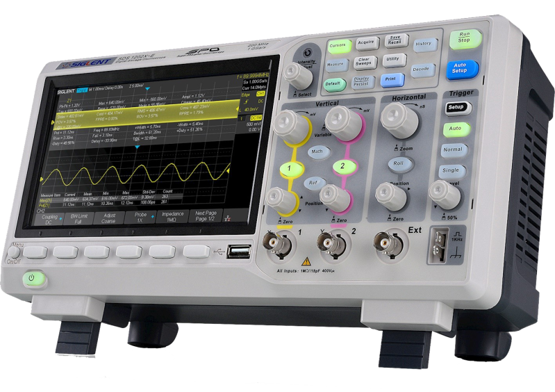 Siglent SDS1202X-E 200 MHz two-channel oscilloscope showing an automatic measurement table
