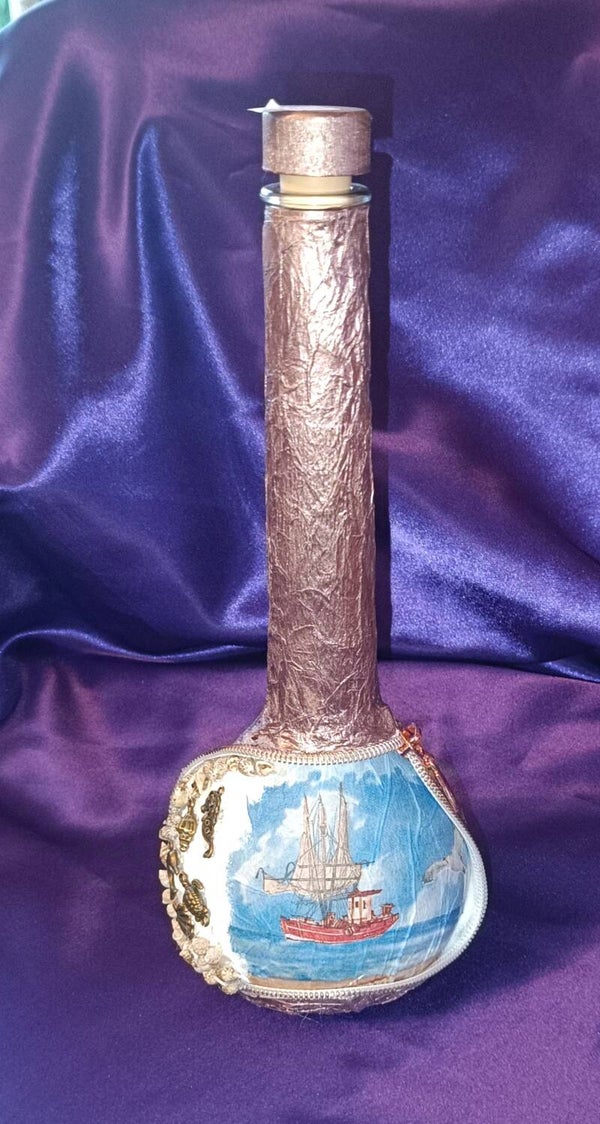 Aladdin-Flasche mit Segelschiff und Strand - LED möglich