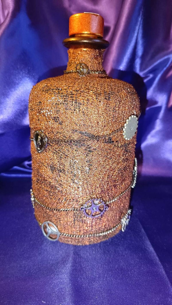 Bauchflasche bandagiert