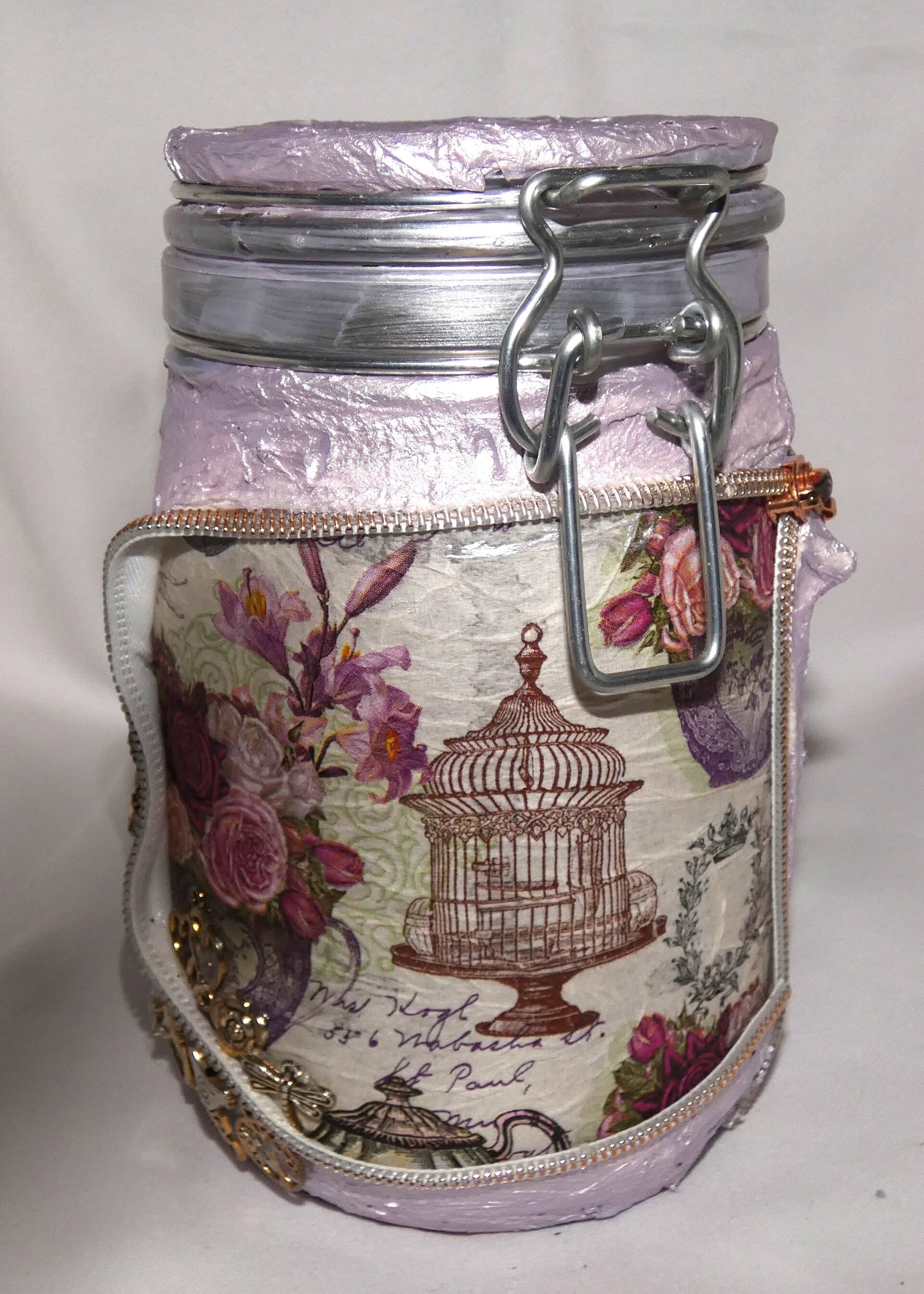 Drahtbügelglas, zartlila mit Rosen-Motiv (LED möglich)