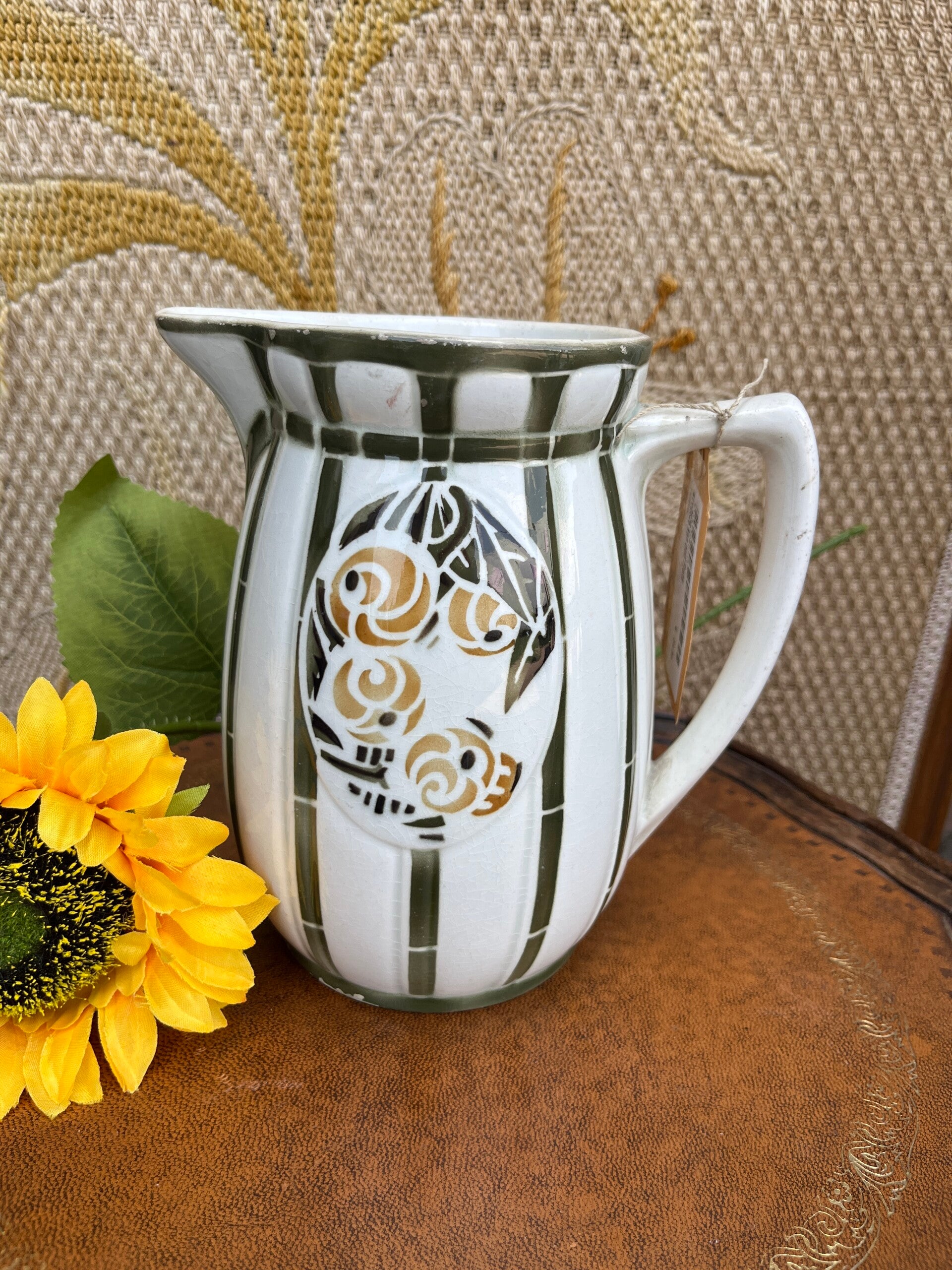 Antiek Barbotine kannetje streep