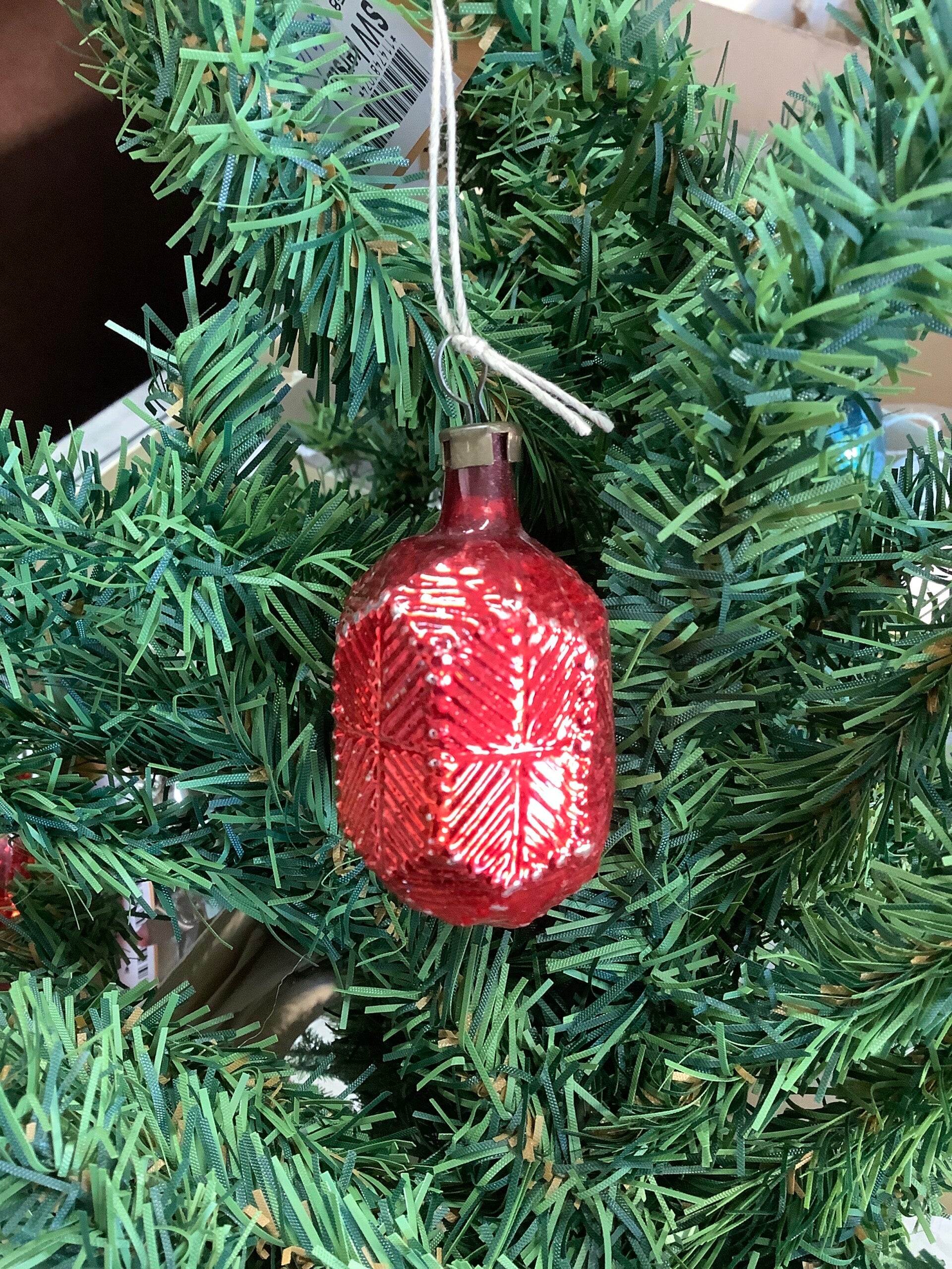 Oud rood lantaarntje 5,5 cm