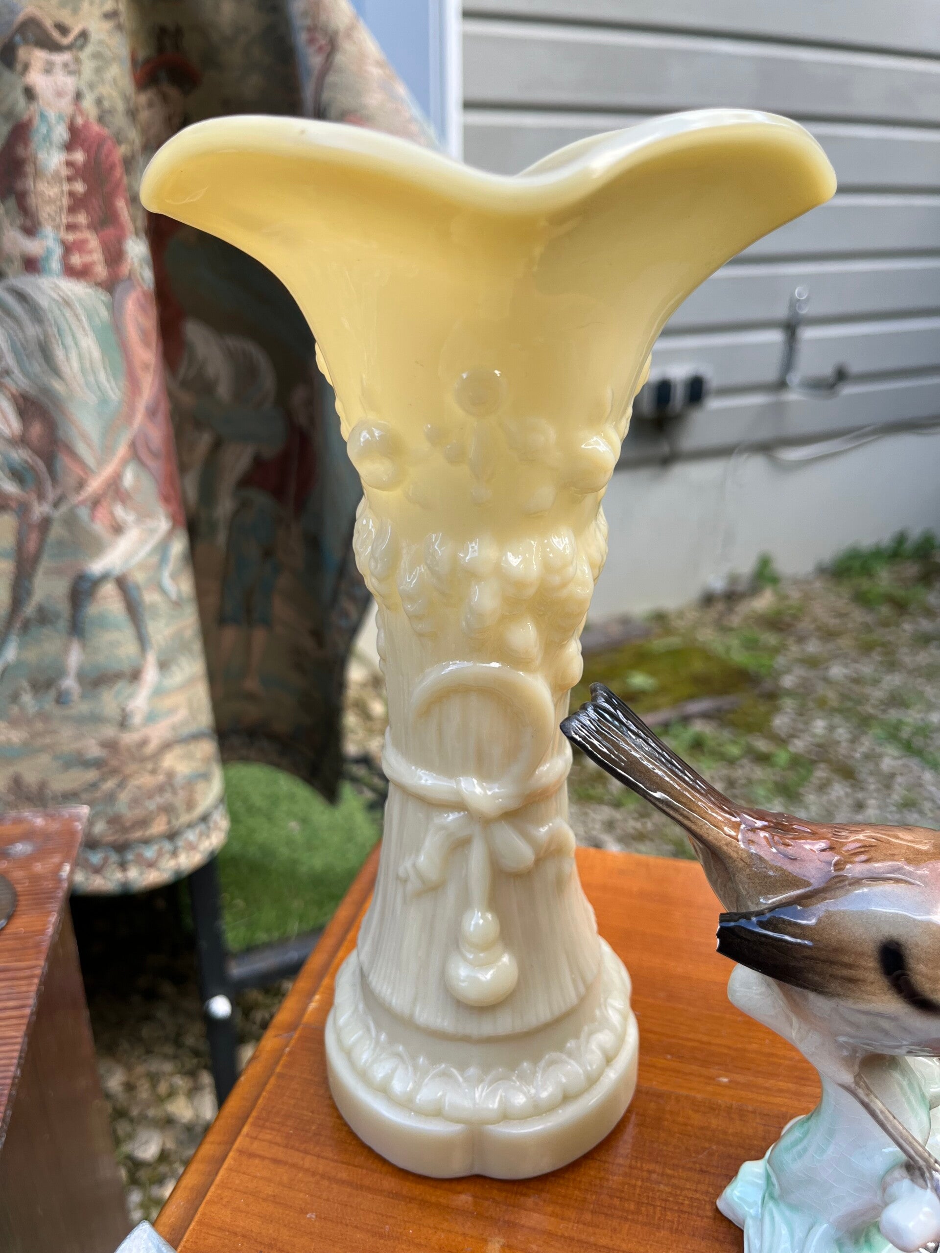 Franse opaline vaas 22 cm