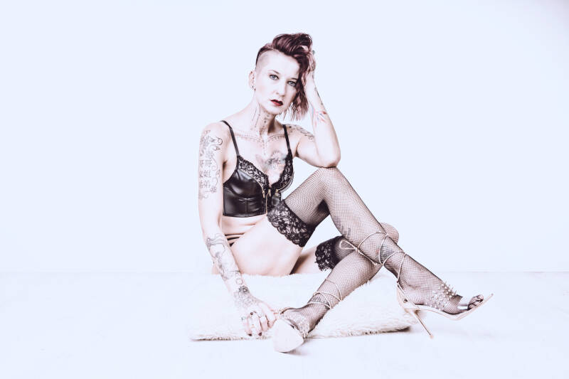 coralie-edit-_mg_5073-web-standard.jpg