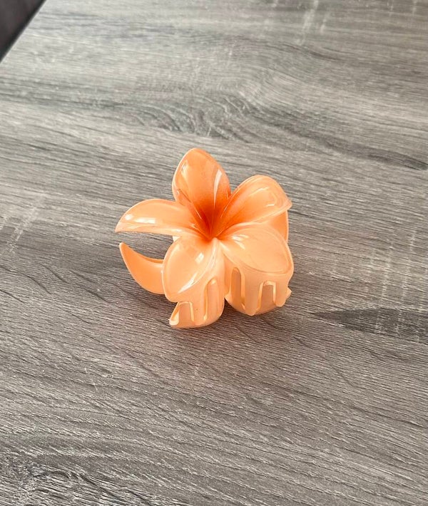 Flowery hairclip orange