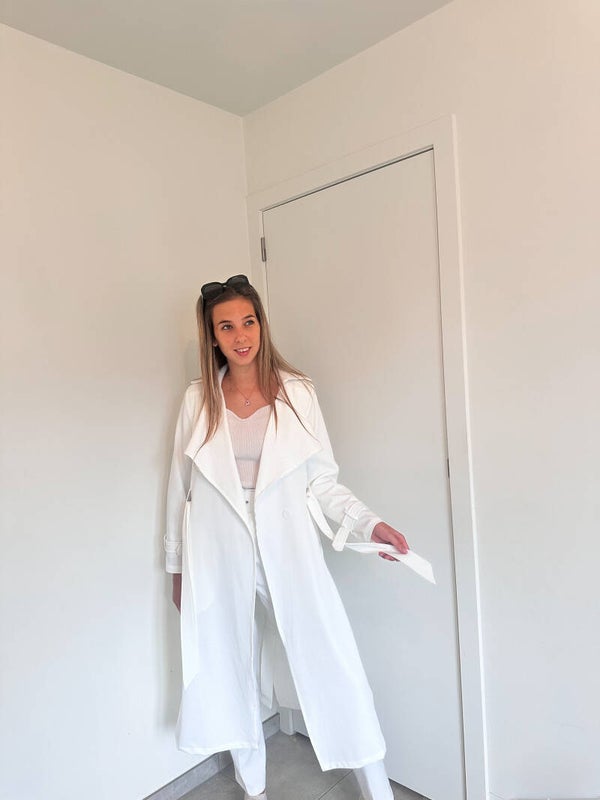 The Perfect White Trenchcoat