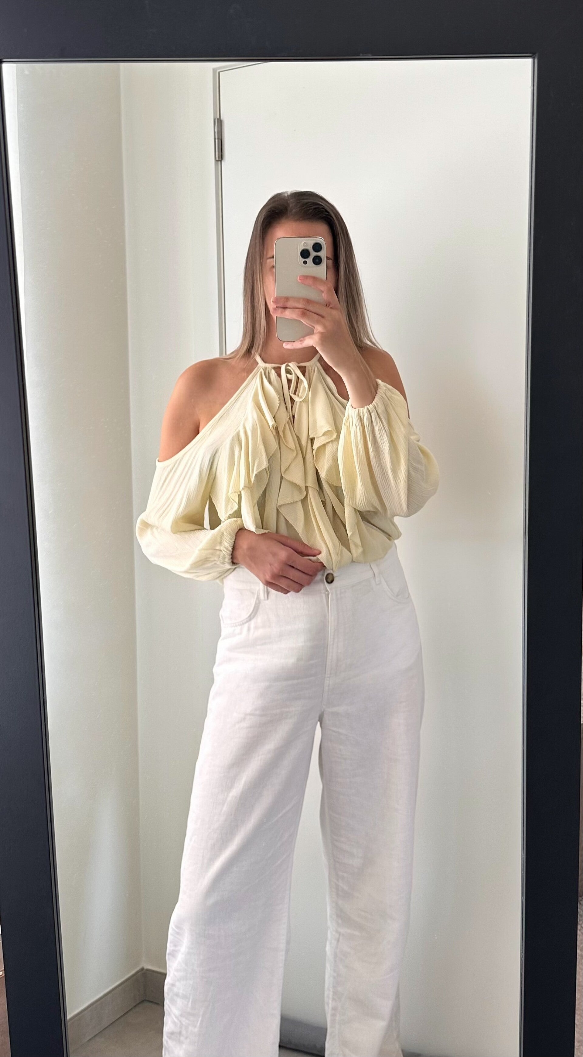 Céline blouse butteryellow