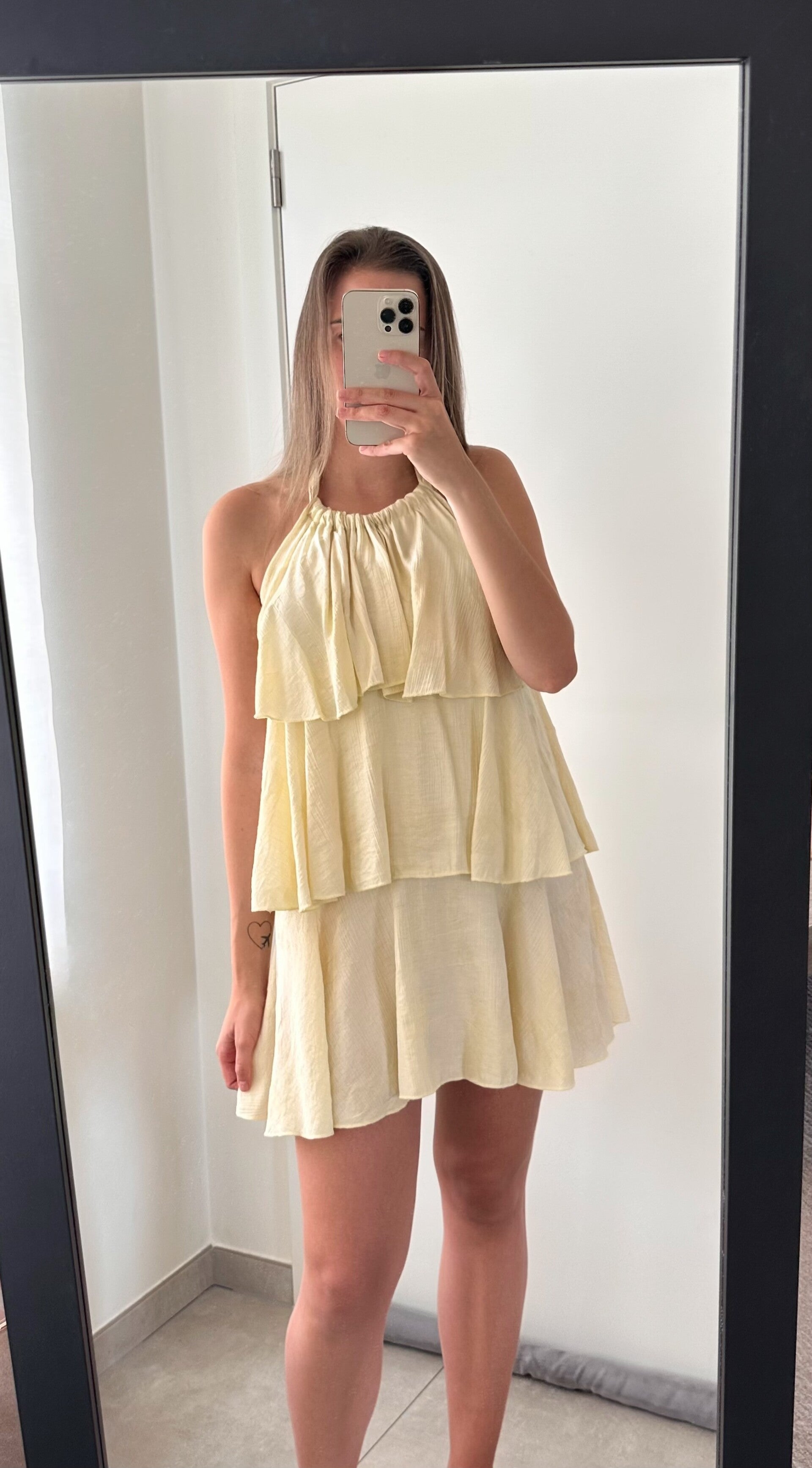 Céline dress butteryellow