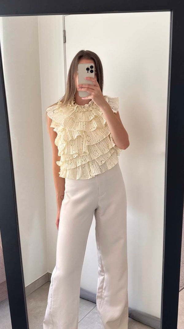 Mila summer top beige