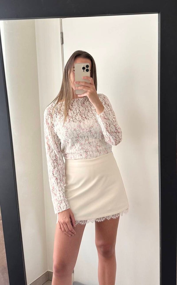 Romantic Esmee top