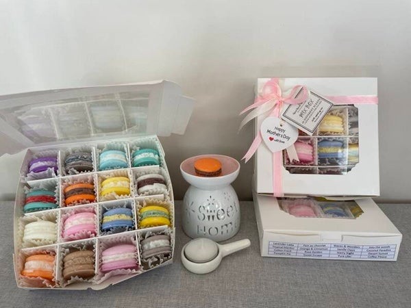 Surprise MIX BOX – 16 macarons