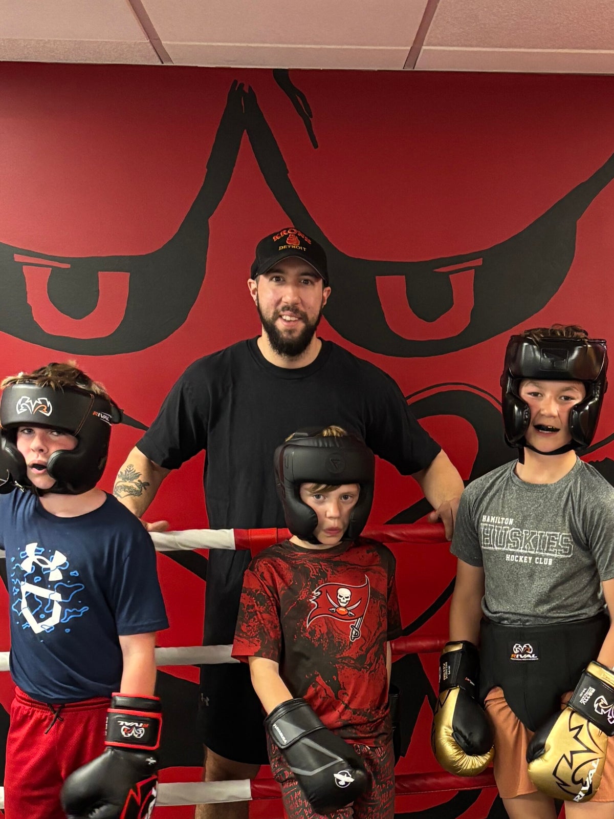 Coaching Staff | Tomines Boxing
