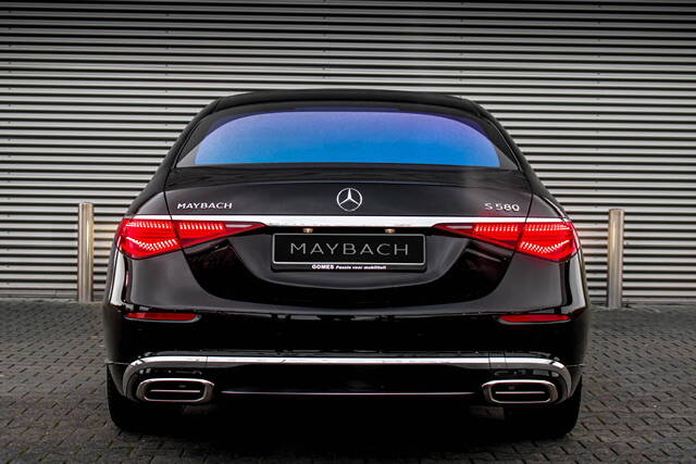 Maybach limousine service Amsterdam 