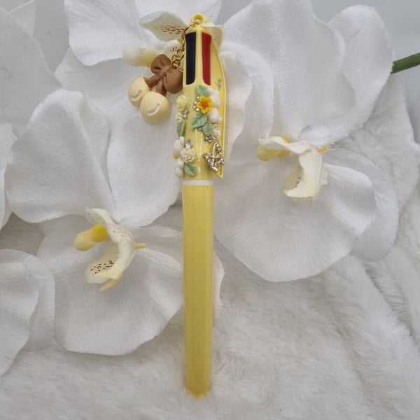Stylo 4 couleurs jaune 12