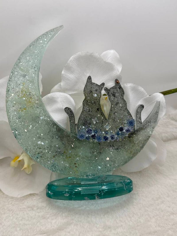 Couple chats sous la lune turquoise transparent nuage sur socle