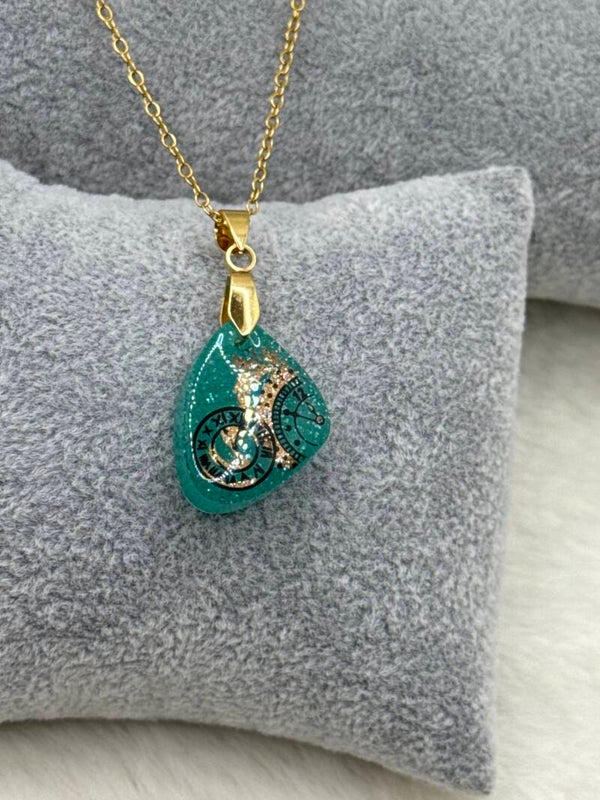 Pendentif petit galet Les Couloirs du Temps 56
