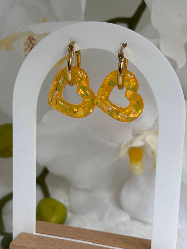 Boucles d’oreilles pampilles cœur creux jaune pailleté 49